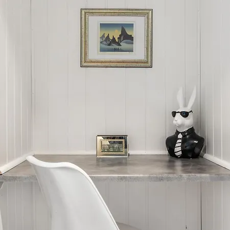 Daire Kb - Sørvågen