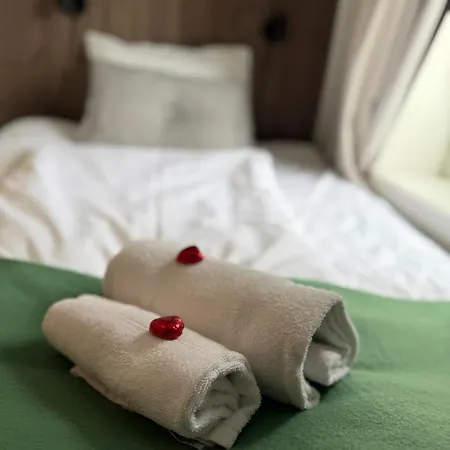 Апартаменты Kb - *