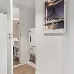 Kb - *